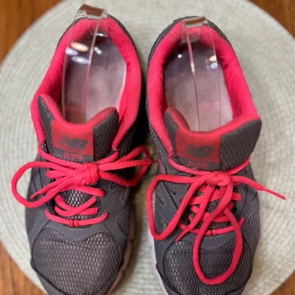 New Balance Gray and Pink Athletic Shoes 550v4 - Picture 6 of 8